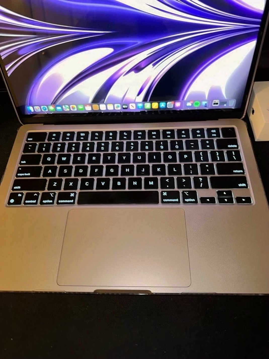 Apple MacBook Air M2 256GB Starlight Unlocked - Used image 3