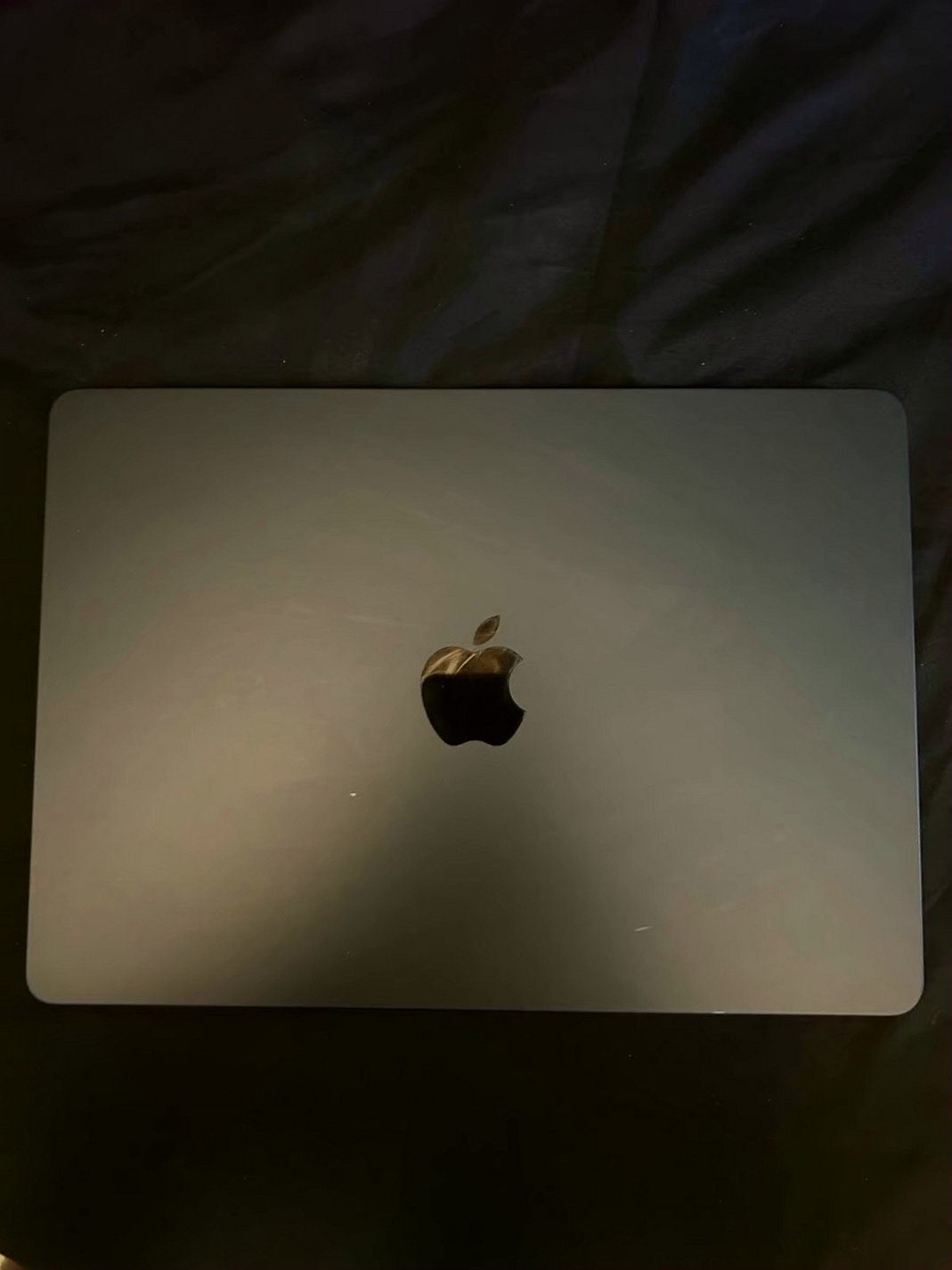 Apple Macbook Air 13in M2 2022 256GB Space Gray Unlocked - Used image 3