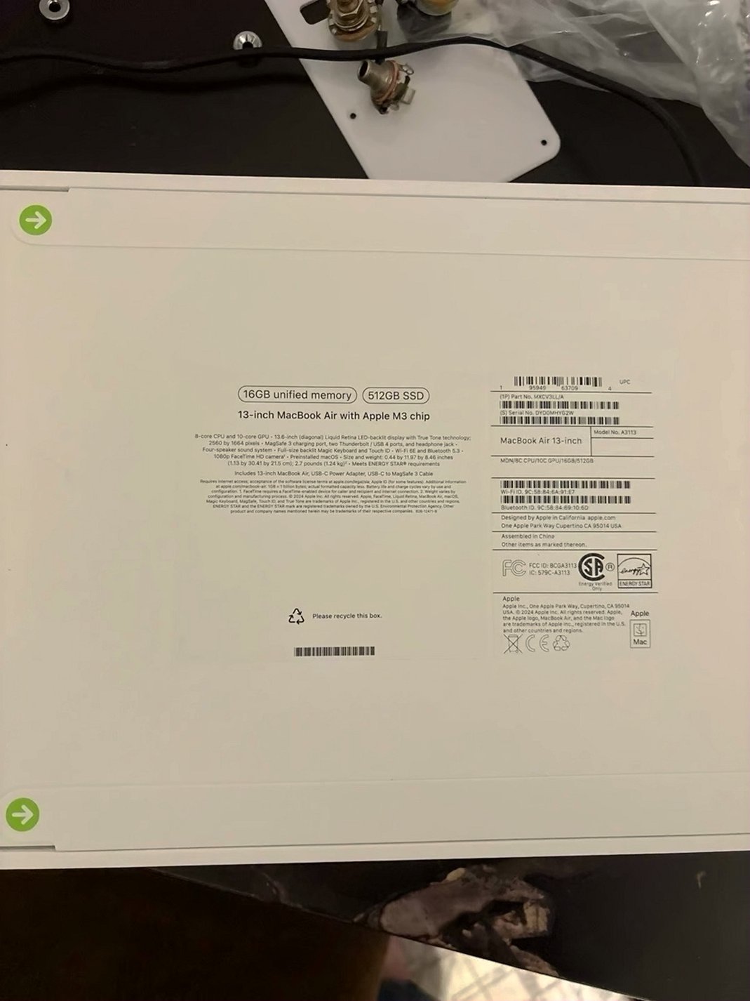 Apple MacBook Air 13in 512GB Unlocked - Used image 2