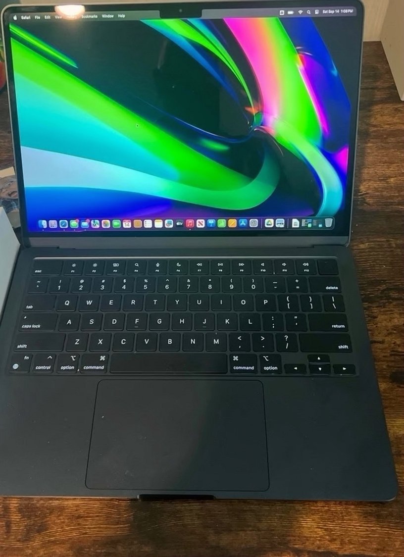 Apple MacBook Air 13in 256GB Midnight Unlocked - Used