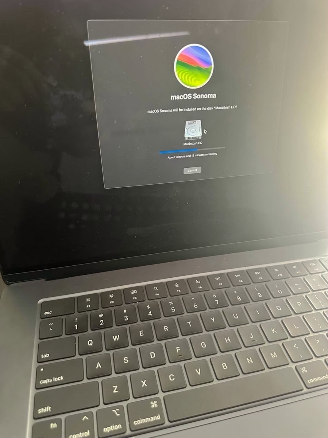 Apple MacBook Air M3 8GB 15-inch - Used