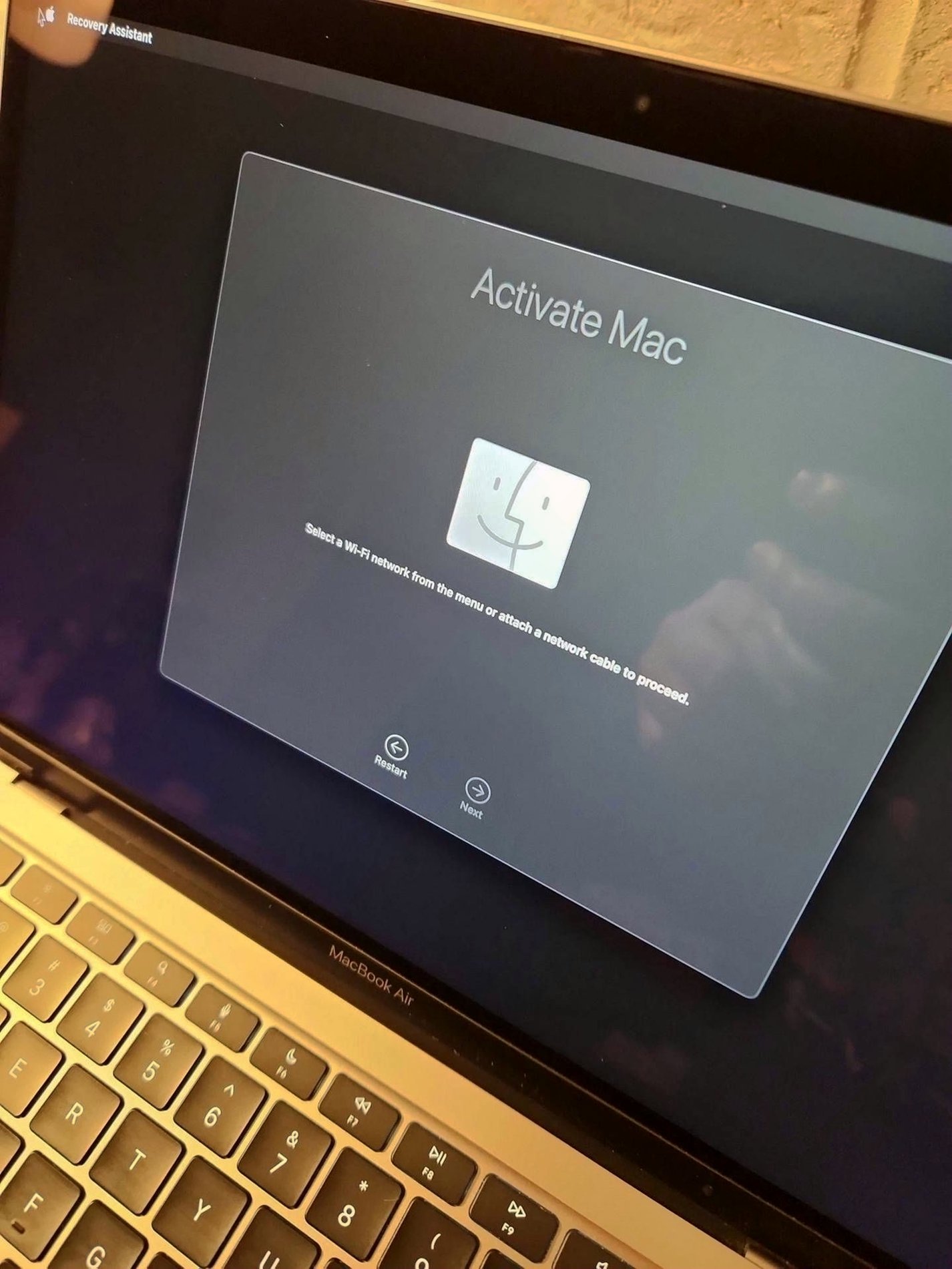 Apple MacBook Air A2337 1TB SSD Silver Unlocked - Used image 3