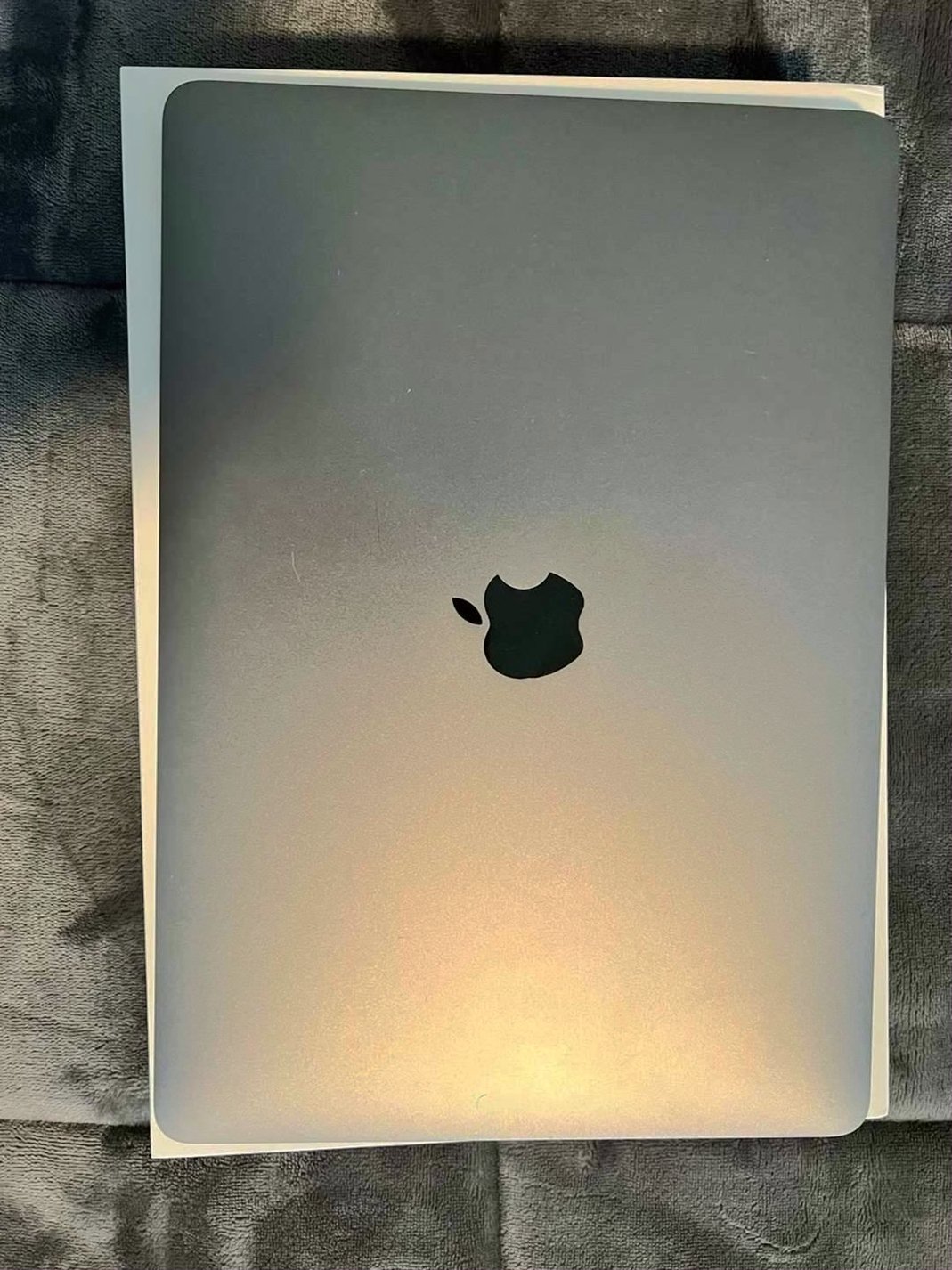 Apple MacBook Air 2020 M1 256GB Space Grey Unlocked - Used image 4