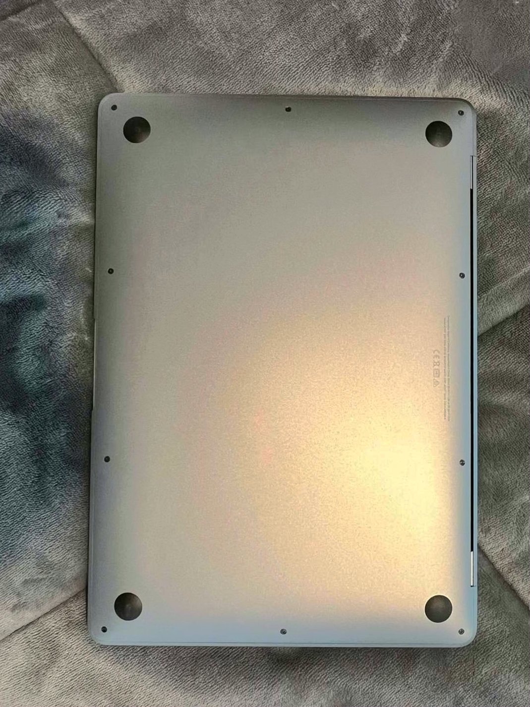 Apple MacBook Air 2020 M1 256GB Space Grey Unlocked - Used image 5