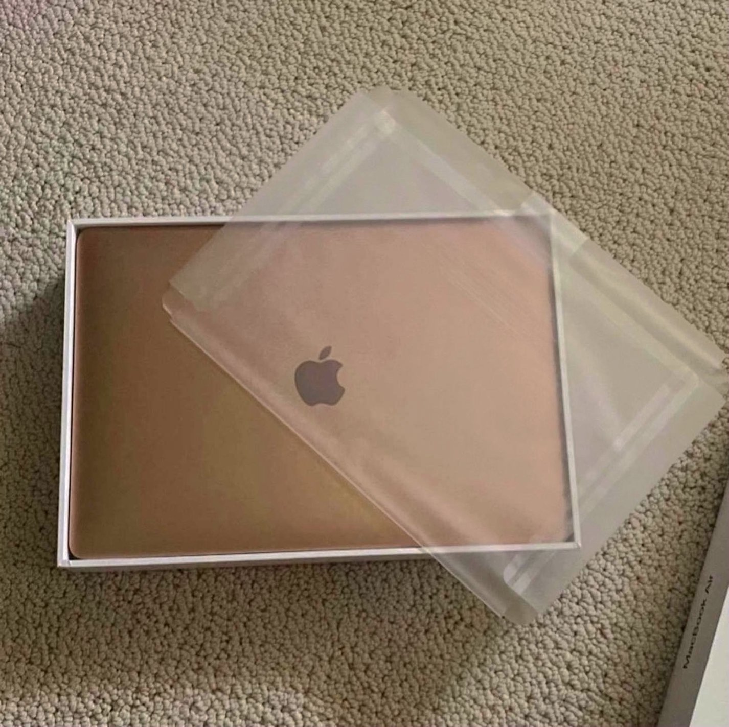 Apple MacBook Air 2018 3R17 128GB Silver Unlocked - Used