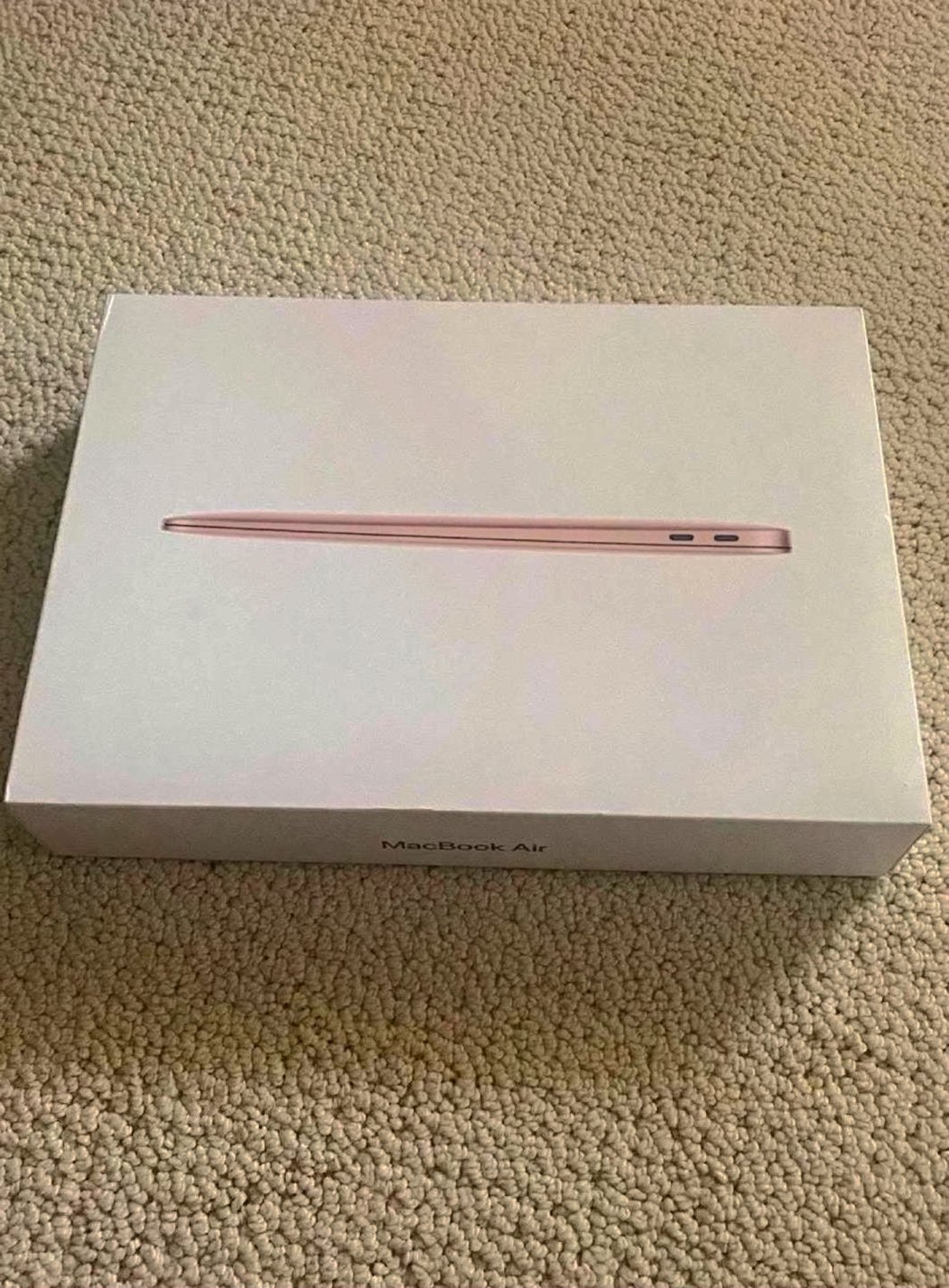 Apple MacBook Air 2018 3R17 128GB Silver Unlocked - Used image 3