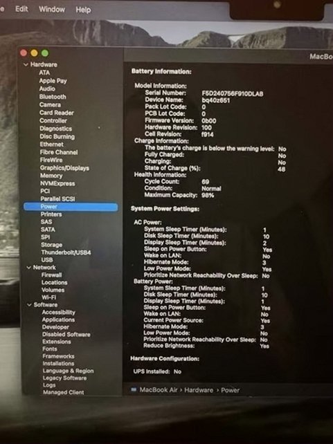 Apple MacBook Air 13.6" M2 Chip 256GB - Used image 4