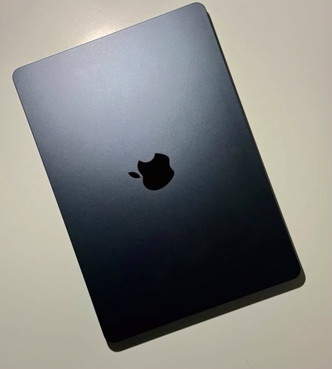 Apple MacBook Air M2 256GB Midnight Used