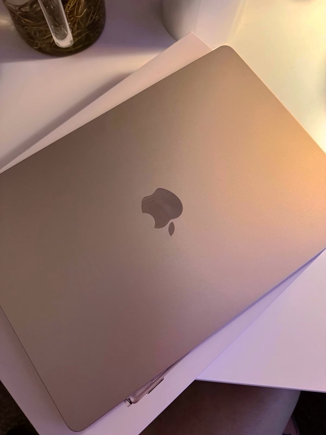 Apple MacBook Air M2 15 inch Starlight Unlocked - Used