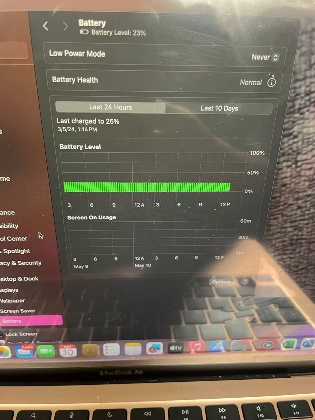 Apple Macbook Air 13in. M1 256GB Unlocked - Used image 5