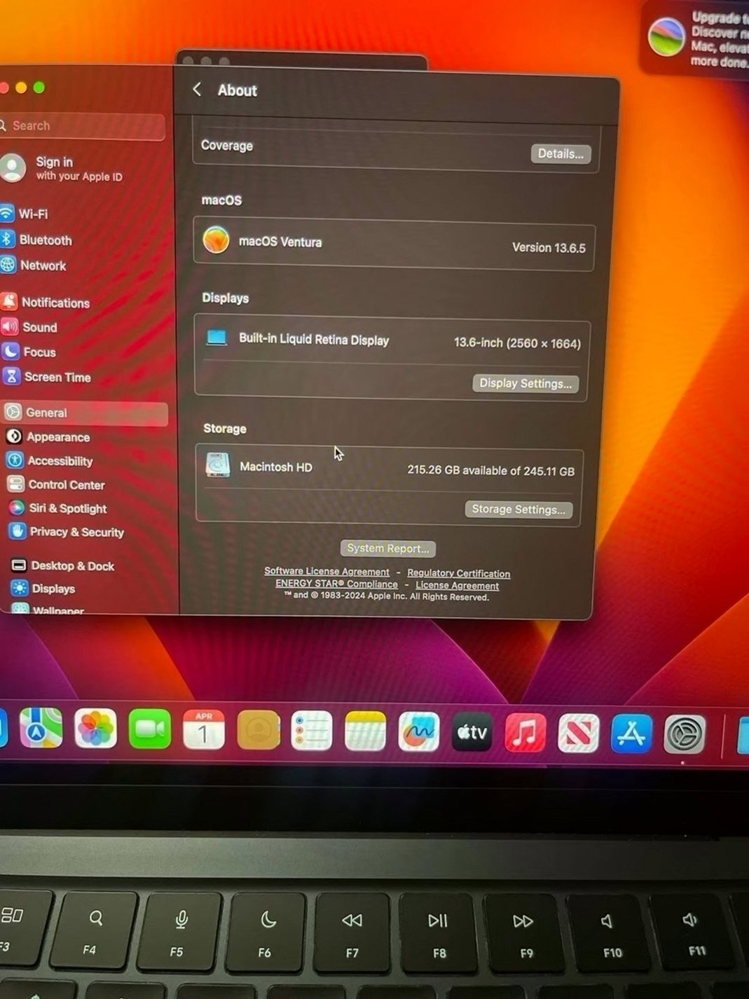 Apple Macbook Air 13.6" 2022 M2 Chip 256GB Midnight Unlocked - Used image 2