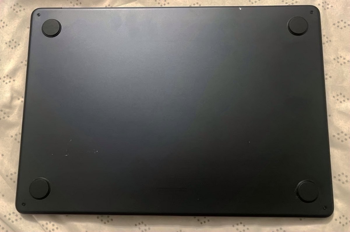 Apple Macbook Air 13.6" 2022 M2 Chip 256GB Midnight Unlocked - Used image 5