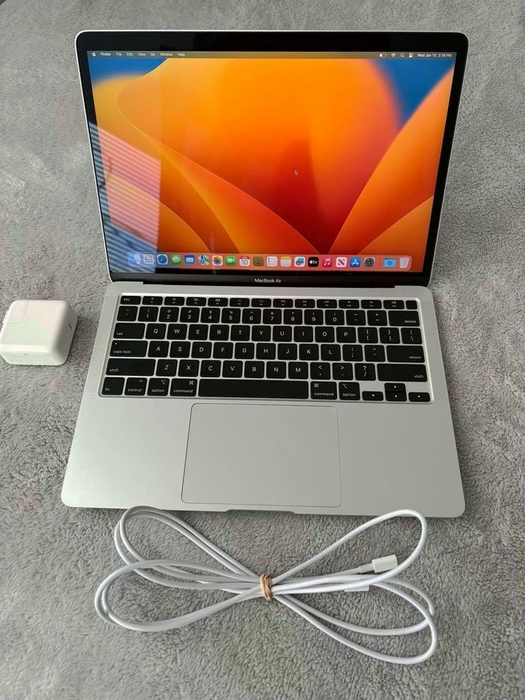 Apple MacBook Air 2020 7X99 256GB Silver Unlocked - Used
