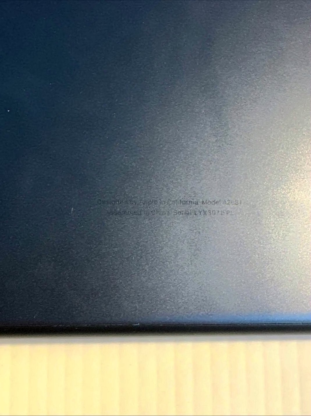 Apple MacBook Air 13.6" M2 Chip 512GB Midnight Unlocked - Used image 4