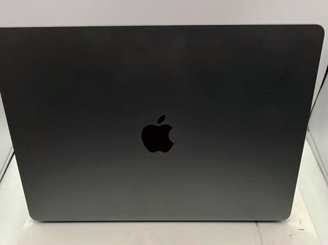 Apple MacBook Air 15" 256GB Starlight Unlocked - Used image 2