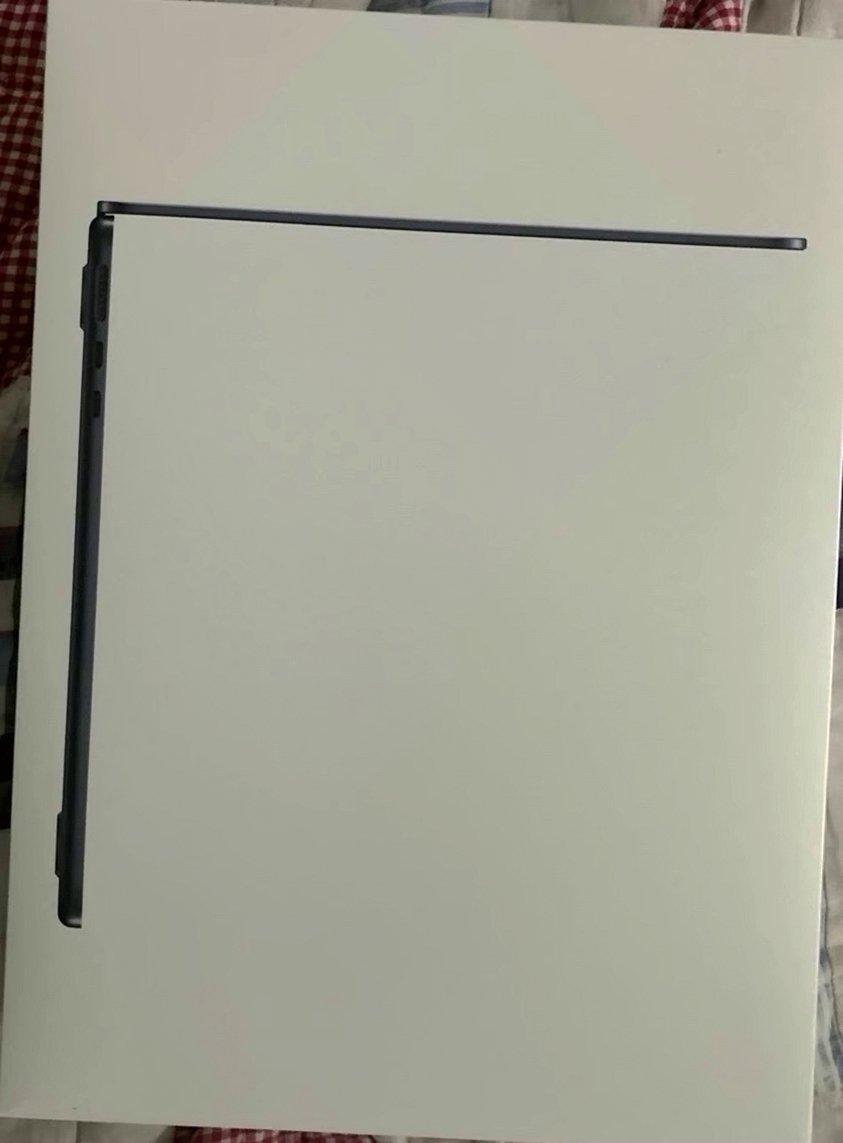 Apple MacBook Air 13.6-inch M2 256GB Space Gray Unlocked - Used image 4