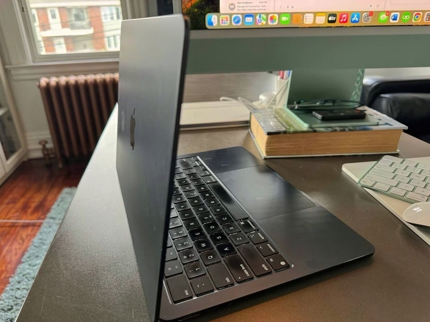 Apple MacBook Air A2681 512GB Midnight Unlocked - Used image 5