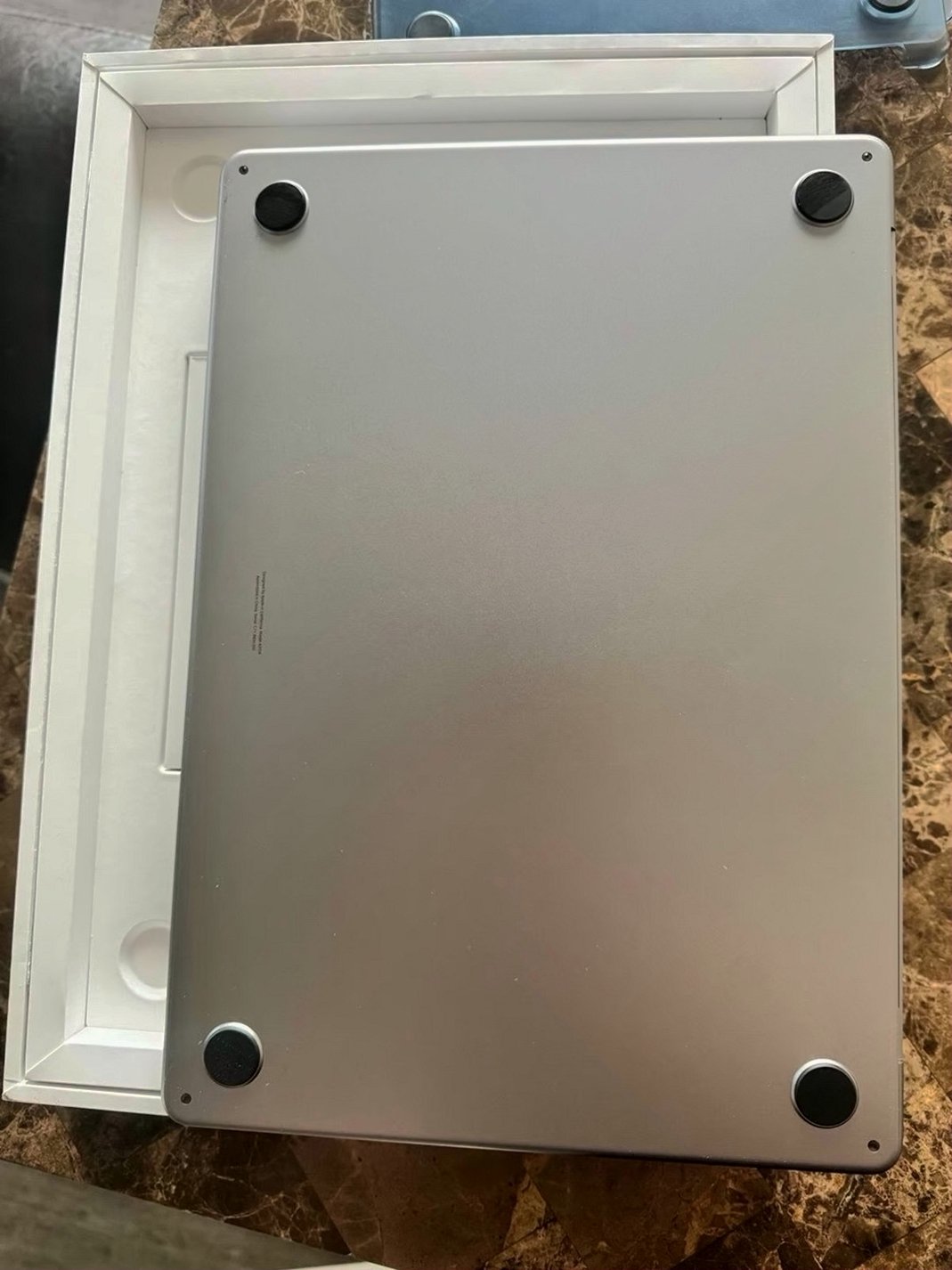 Apple MacBook Air 15 inch M3 256GB - Used image 4