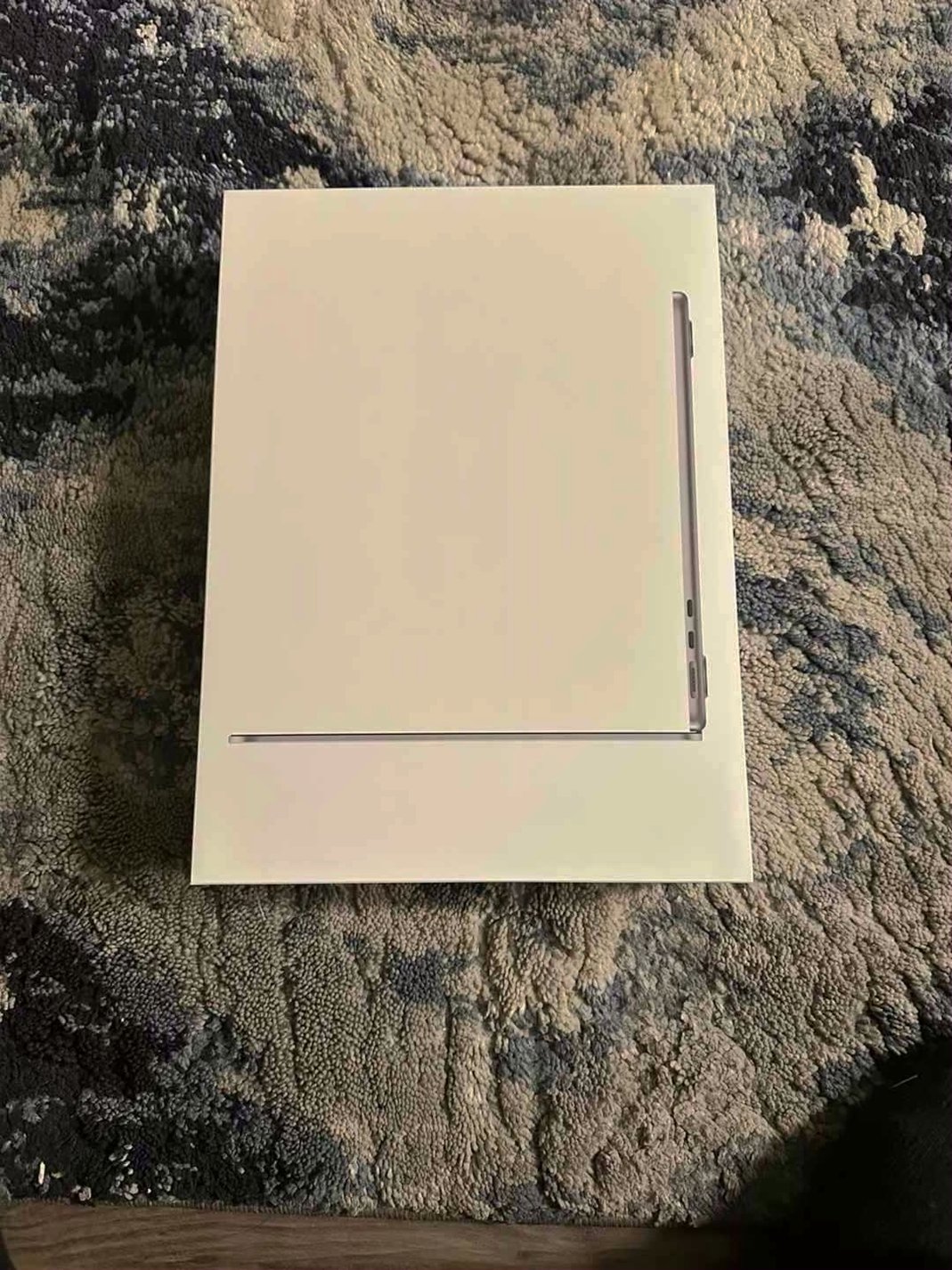 Apple MacBook Air M2 15 7E87 256GB Silver Unlocked - Used image 2