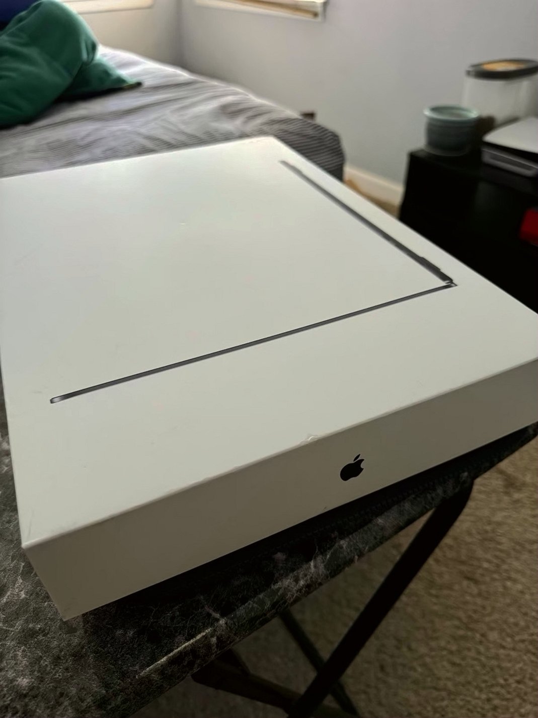 Apple MacBook Air 15in M2 256GB Midnight Unlocked - Used