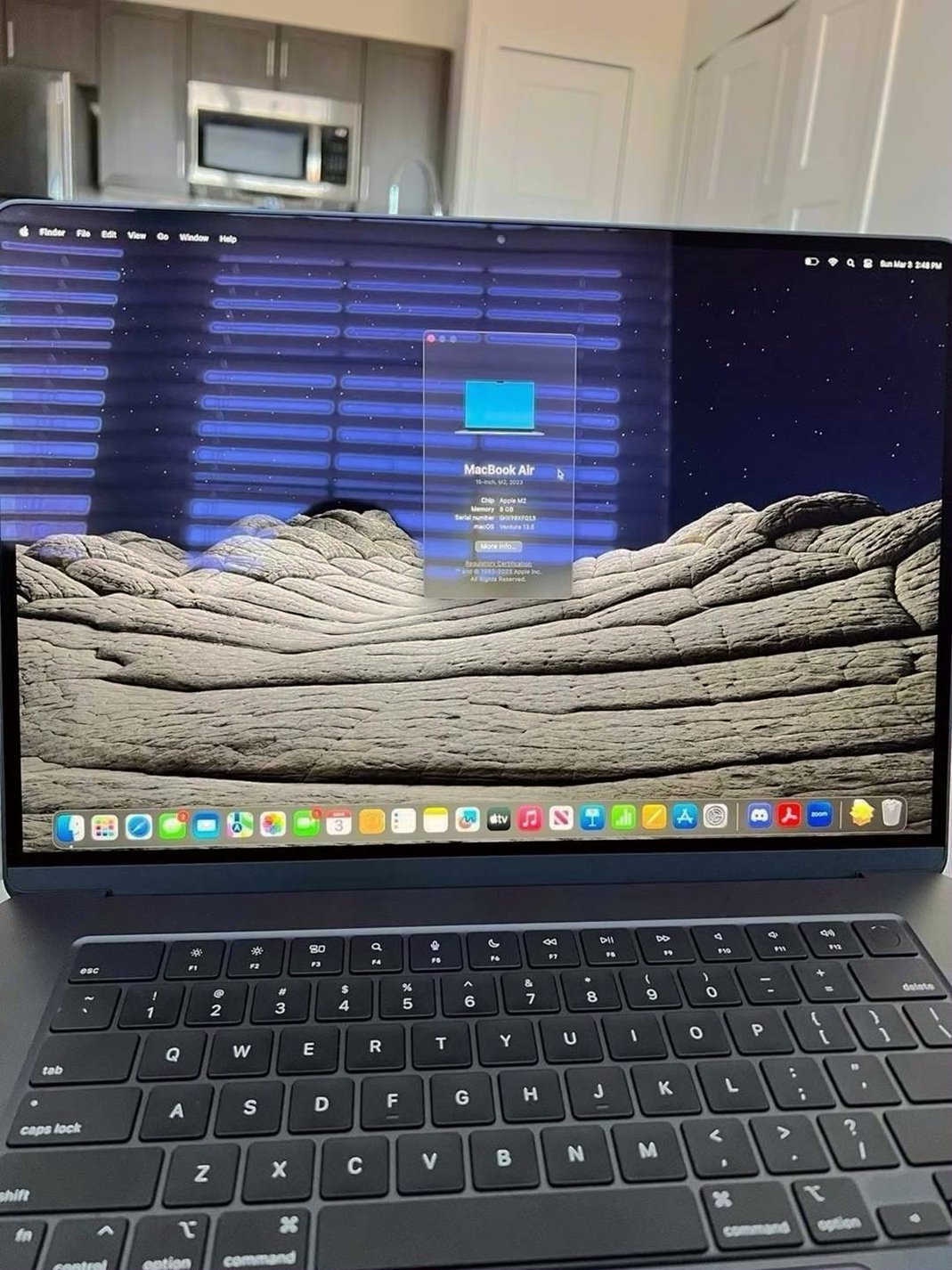 Apple MacBook Air M2 15 Inch 256GB Space Gray Unlocked - Used image 3