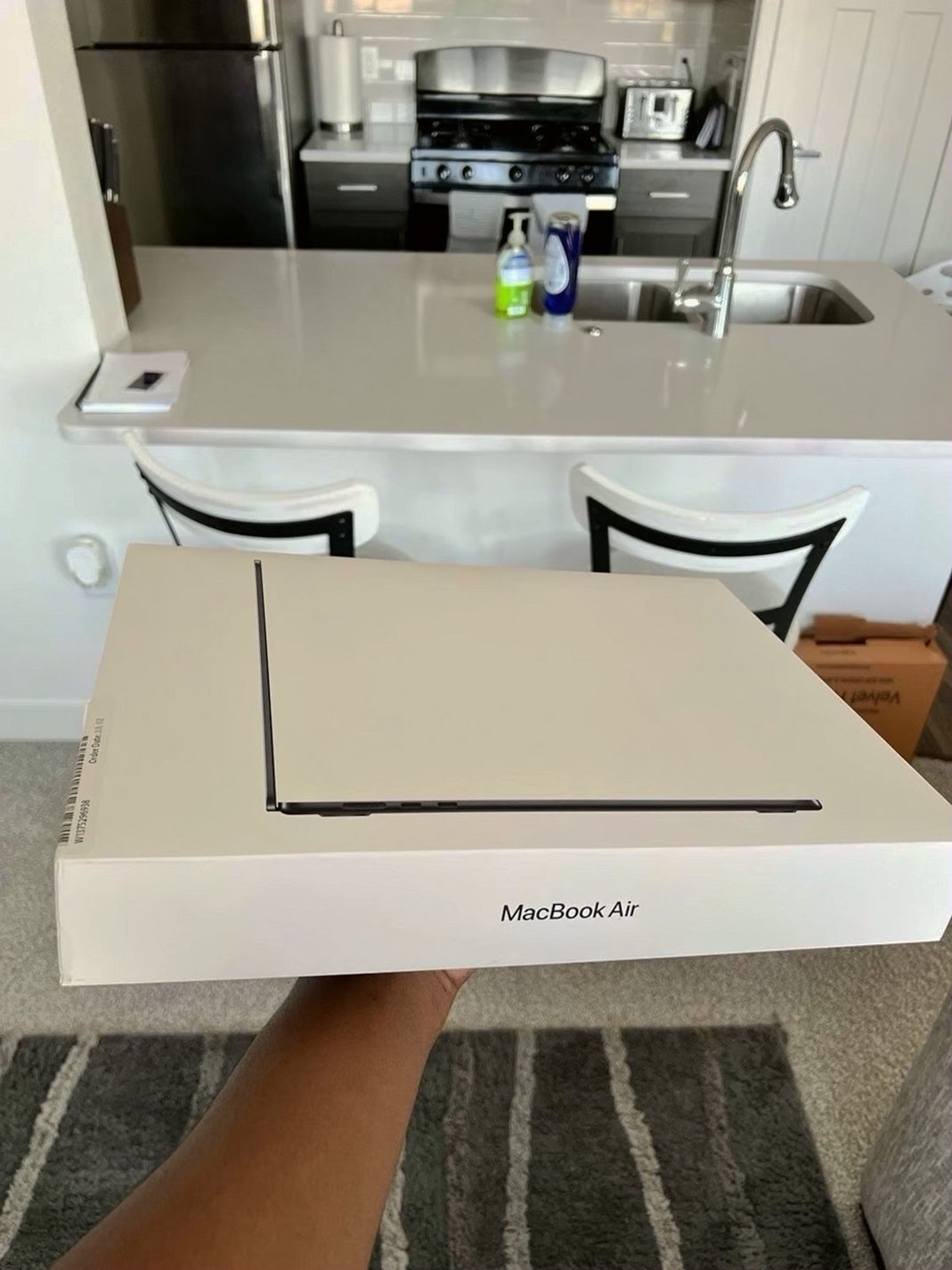 Apple MacBook Air M2 15 Inch 256GB Space Gray Unlocked - Used image 5