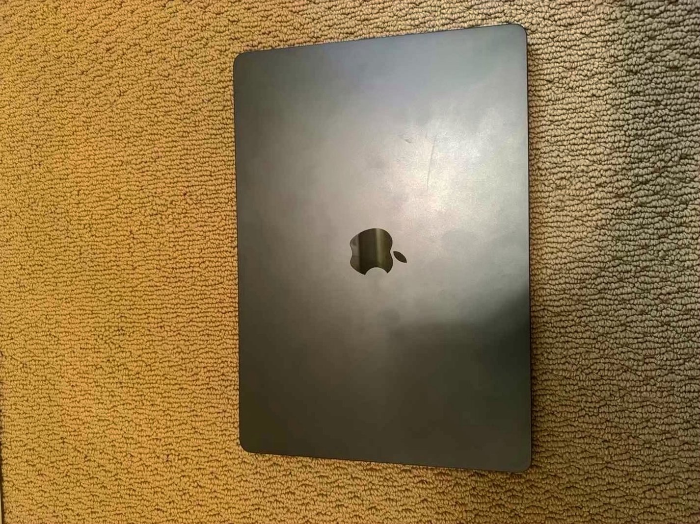 Apple MacBook Air M2 15 inch 256GB Silver - Used image 3