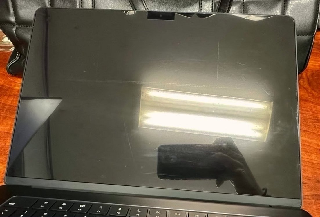 Apple MacBook Air 15in M2 256GB Midnight - Used image 4