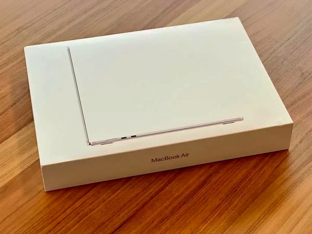 Apple MacBook Air M2 15in 256GB Starlight Unlocked - Used image 3
