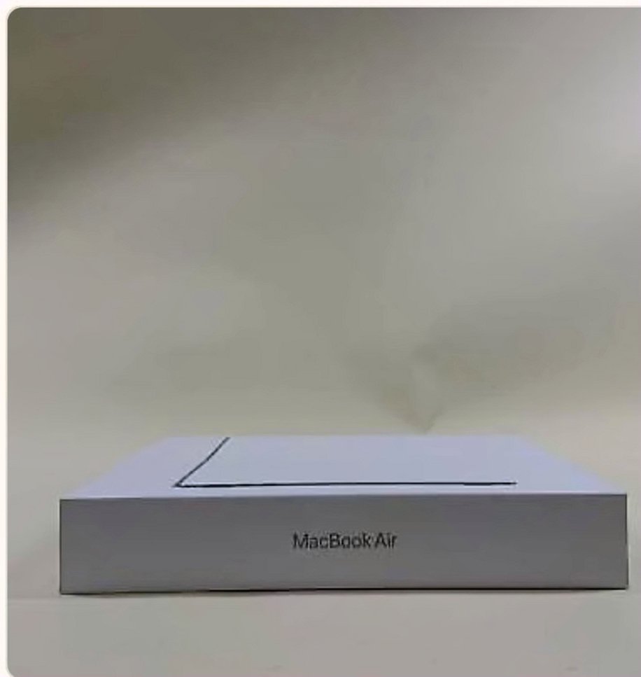 Apple MacBook Air M3 256GB Space Gray - Used image 3