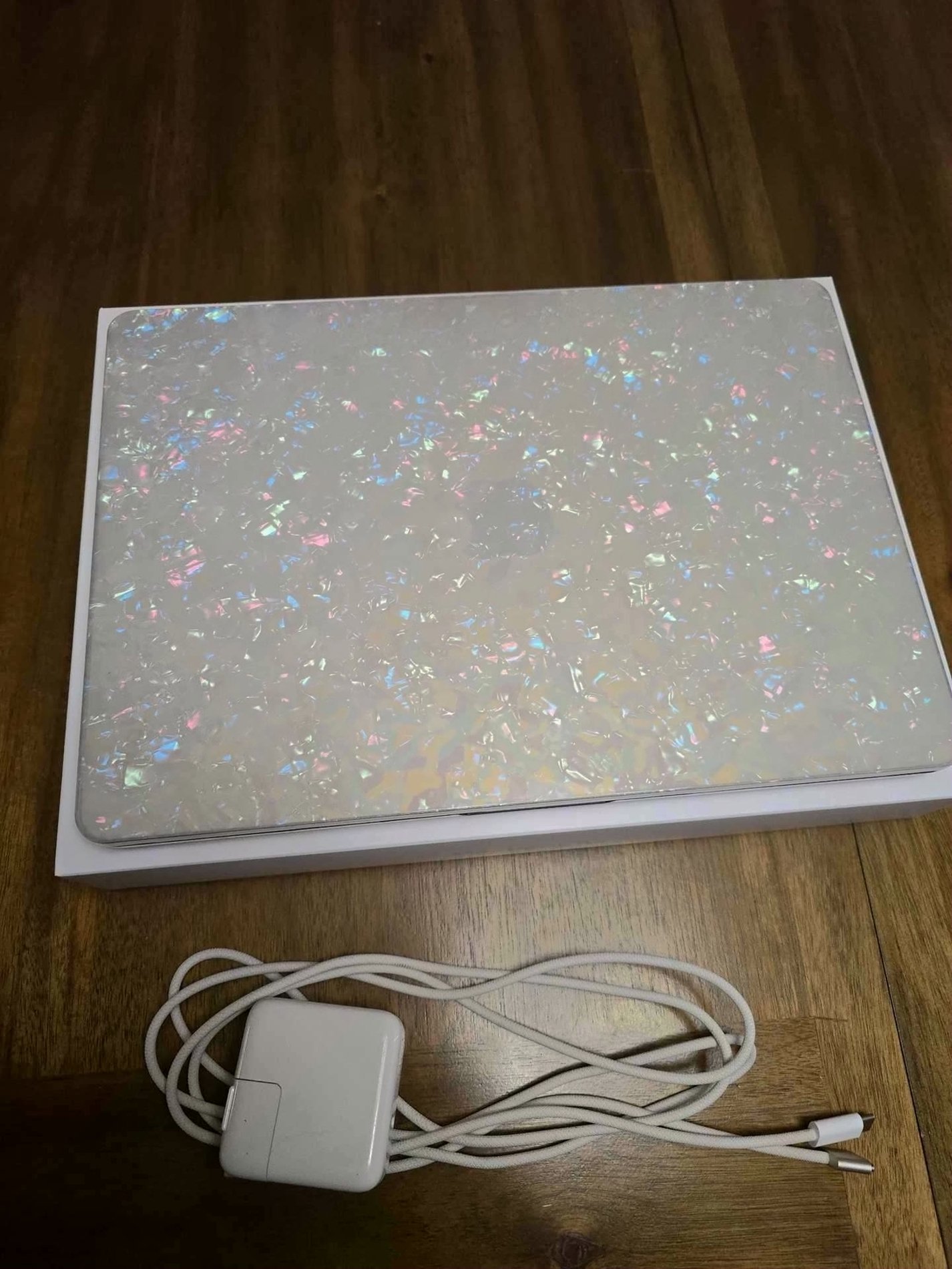 Apple Macbook Air A2681 256GB Silver Unlocked - Used image 3