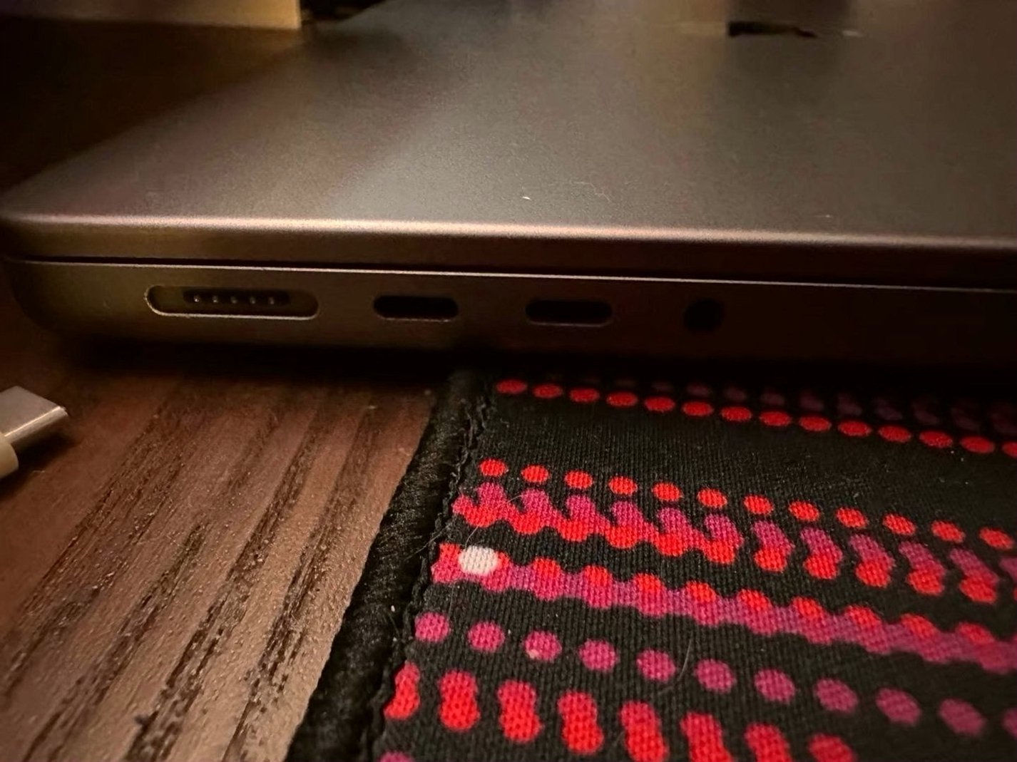 Apple MacBook Pro 2021 512GB Space Grey Used image 5