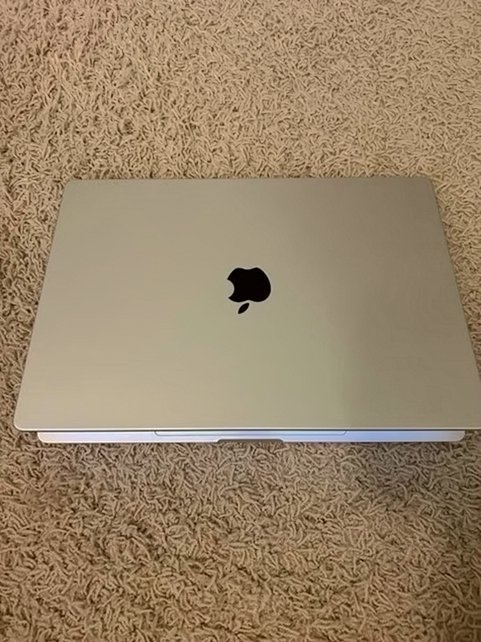 Apple MacBook Pro 16-inch 512GB Silver Unlocked - Used image 2