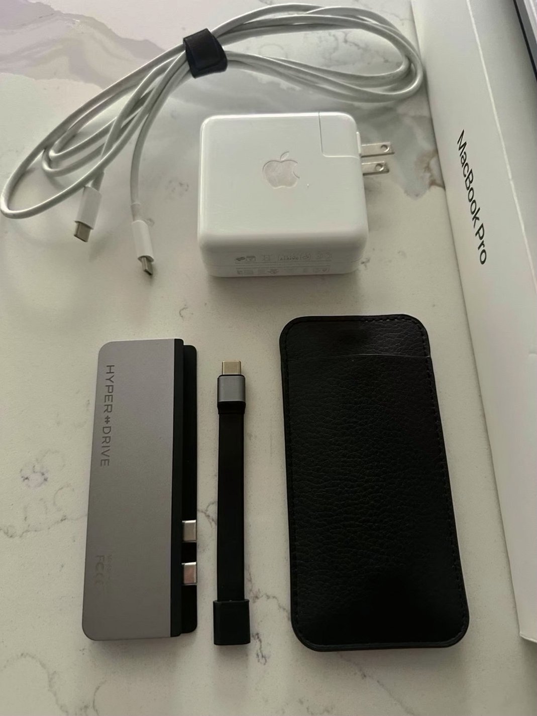 Apple MacBook Pro 13in 512GB Space Gray Unlocked - Used image 2