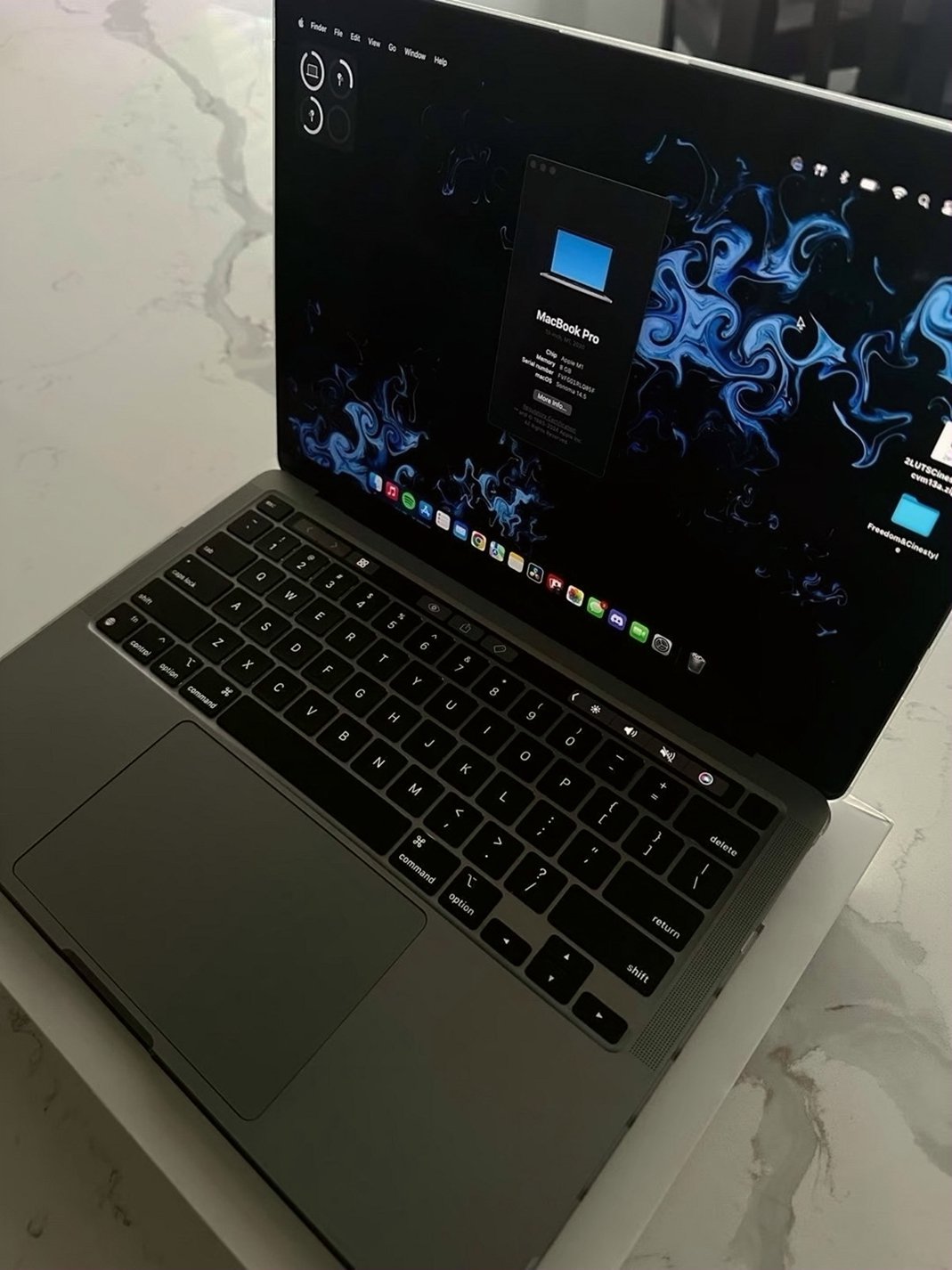 Apple MacBook Pro 13in 512GB Space Gray Unlocked - Used image 3