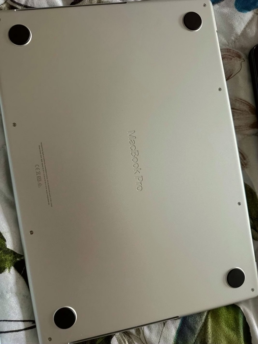 Apple MacBook Pro 14-inch M1 Pro 512GB Silver Unlocked - Used image 3