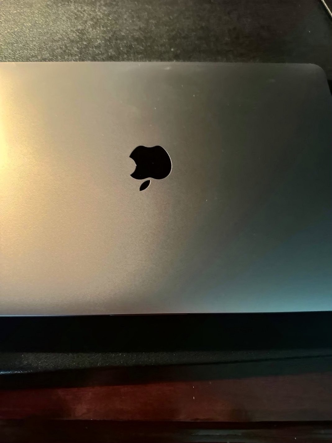 Apple MacBook Pro 13” 2020 A2251 512GB Space Gray Unlocked - Used image 2