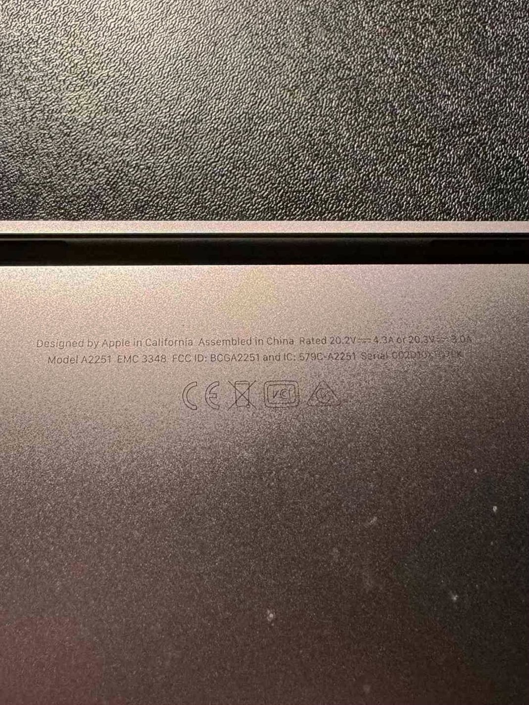 Apple MacBook Pro 13” 2020 A2251 512GB Space Gray Unlocked - Used image 3