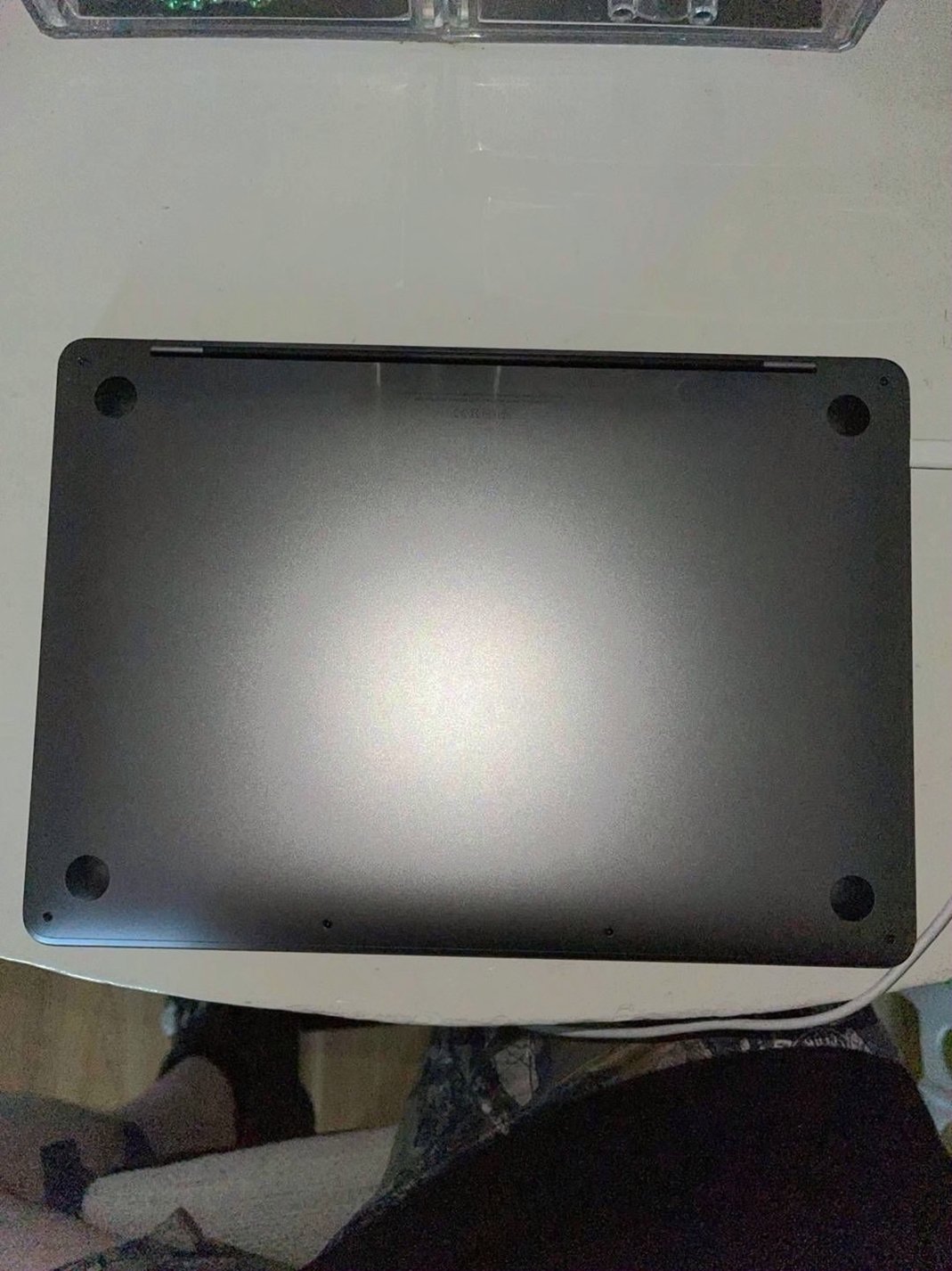 Apple MacBook Pro 13 inch M1 Chip 256GB Silver Unlocked - Used image 3