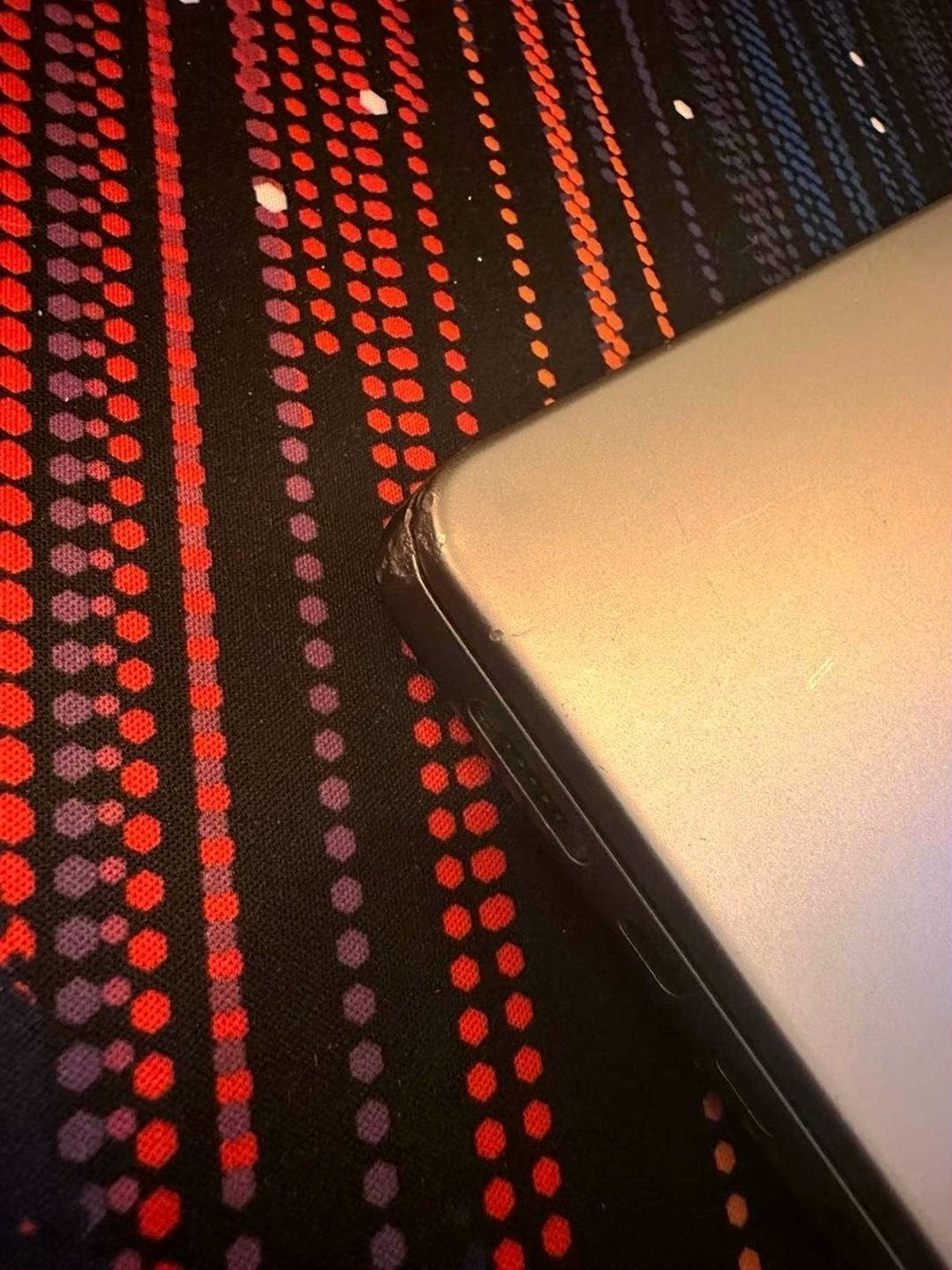 Apple MacBook Pro 14” 1TB Space Gray Used image 3