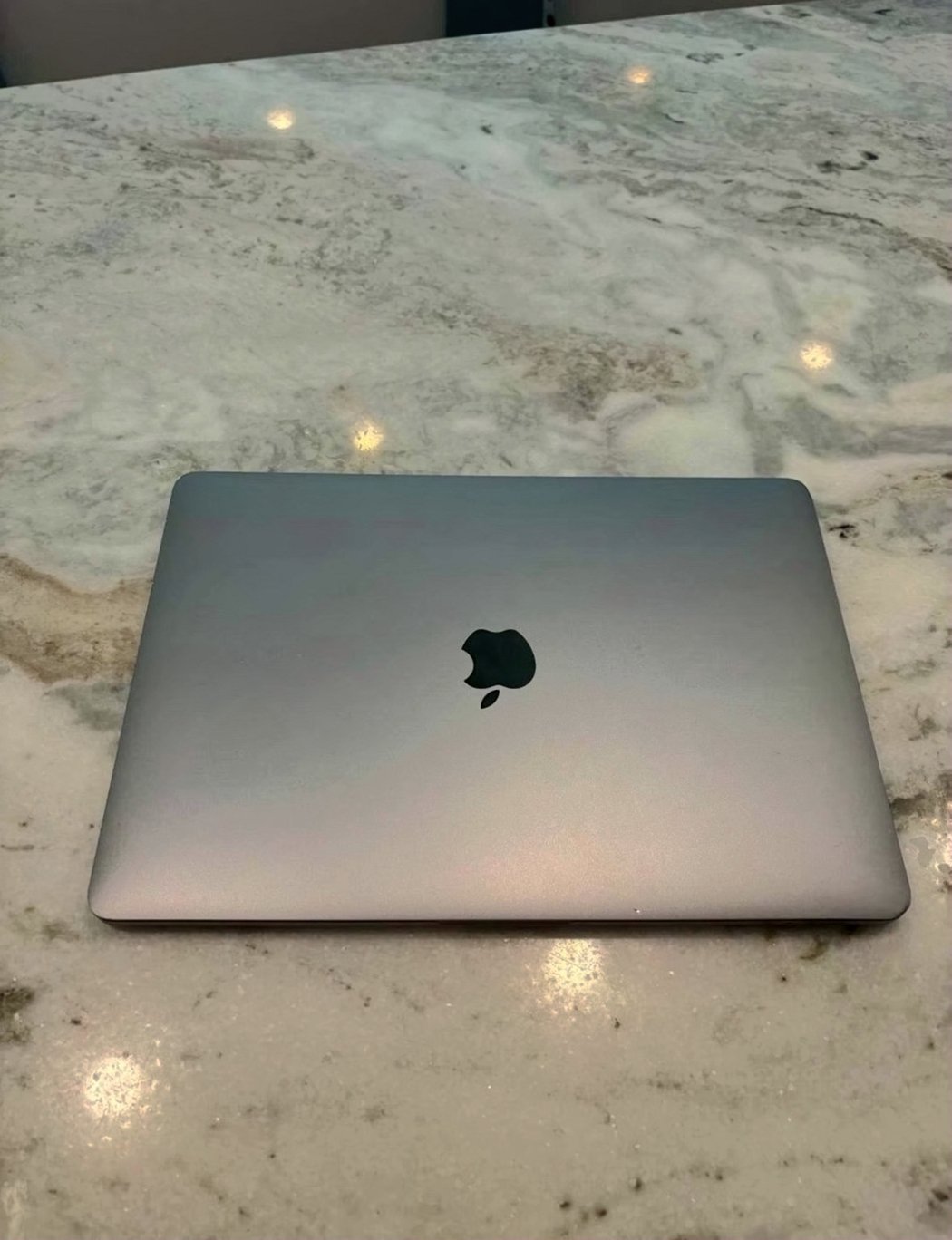 Apple MacBook Pro M2 256GB Space Gray Unlocked - Used image 2