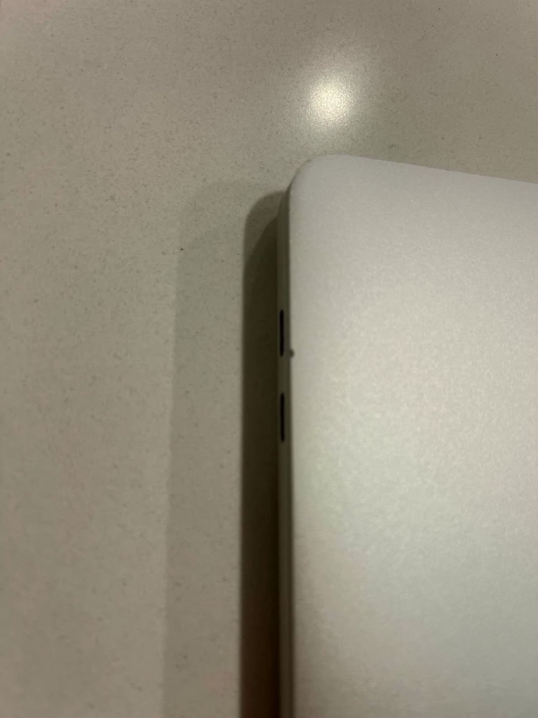 Apple MacBook Pro 2018 500GB Space Gray Unlocked - Used image 5