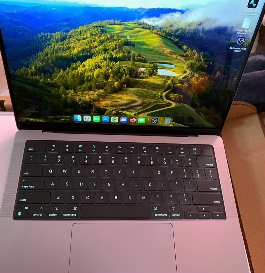 Apple MacBook Pro 14-inch 1TB SSD Silver Used