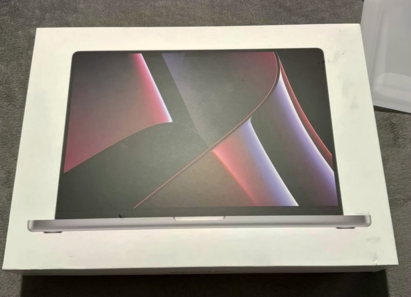 Apple MacBook Pro 16-inch M2 Pro 512GB Space Gray - Used image 3
