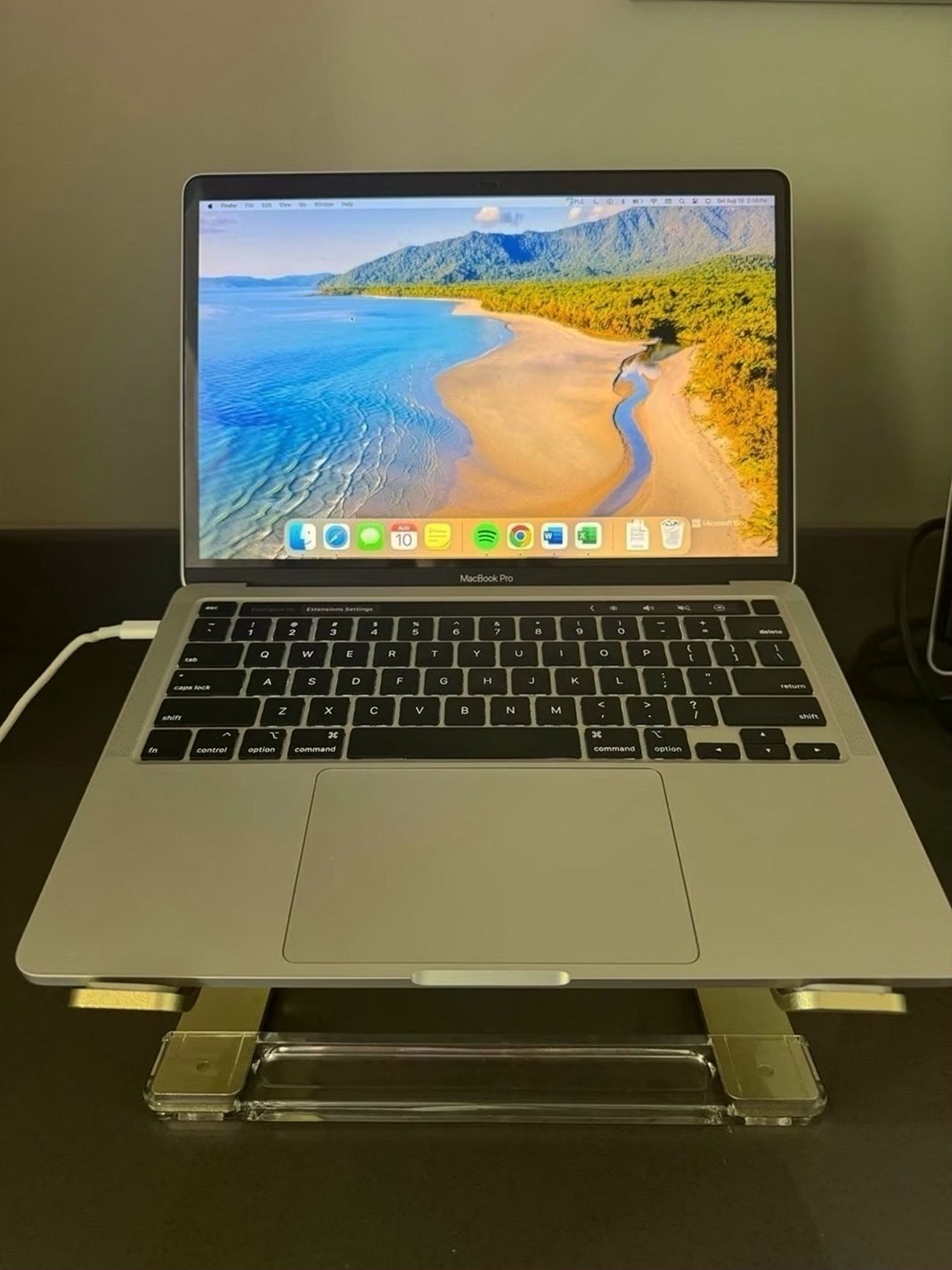 Apple MacBook Pro 13 inch 250GB Silver Unlocked - Used