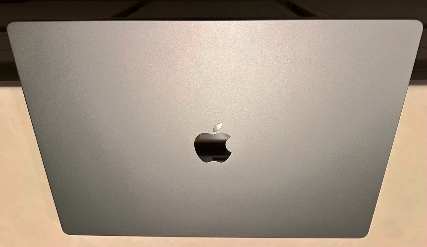 Apple MacBook Pro 16 inch 1TB SSD 16GB - Used image 4
