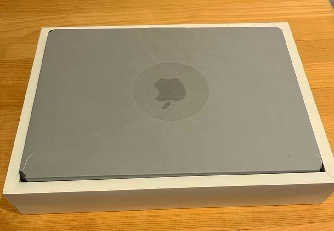 Apple MacBook Pro M1 3A36 512GB Space Gray Unlocked - Used image 2