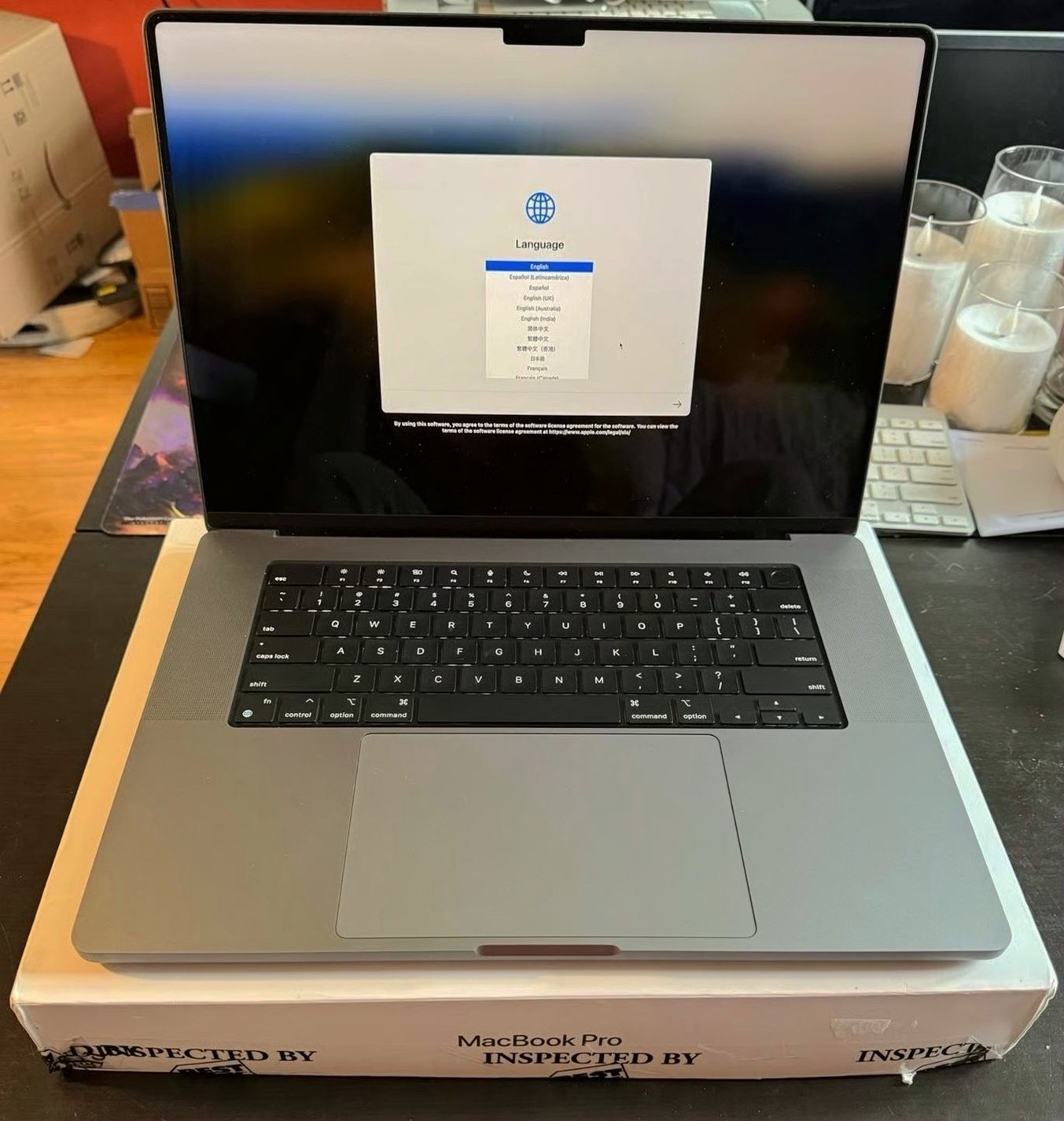 Apple MacBook Pro 16.2" M1 Pro 512GB Space Grey - Used image 2