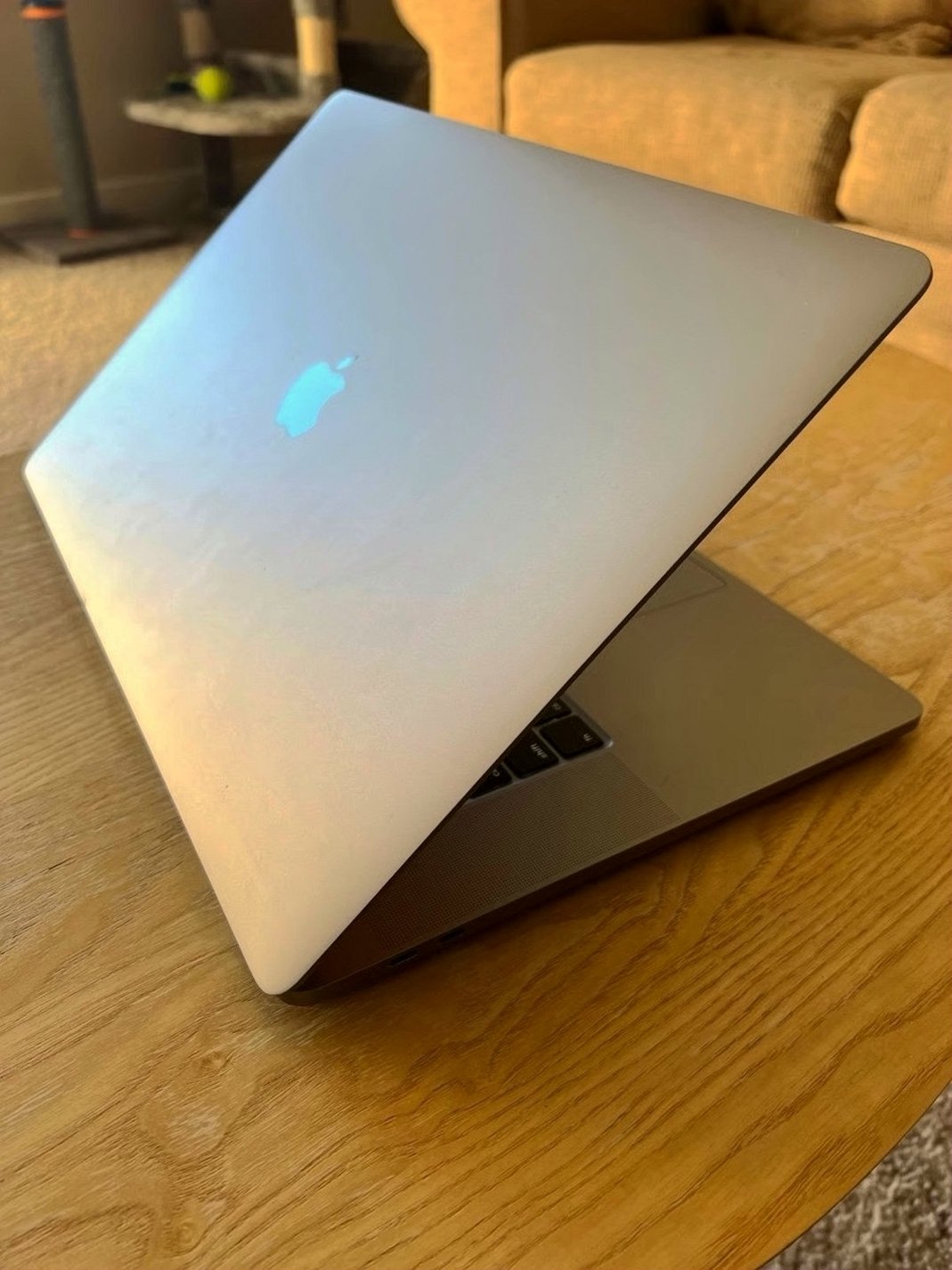 Apple Macbook Pro 9G17 512GB Space Gray Used image 5