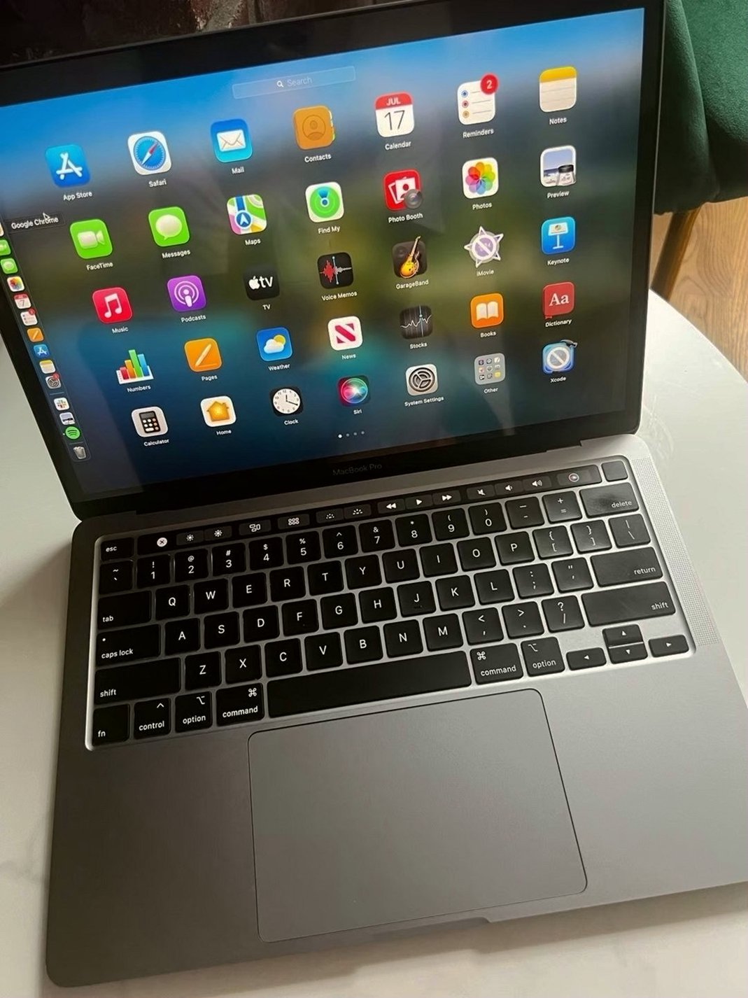 Apple MacBook Pro 2020 1TB Space Gray Unlocked - Used